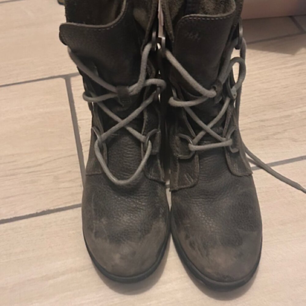 Sorel Boot Wedge in Grey